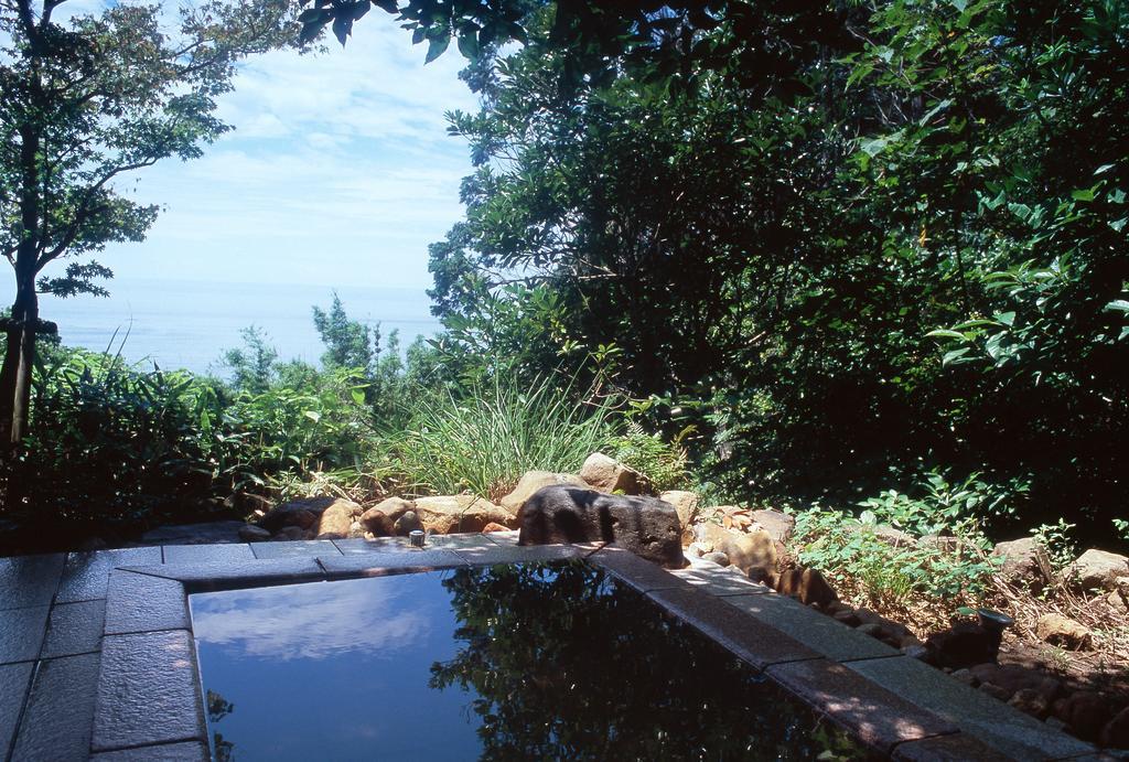 Ishiyama Rikyu Gosoku No Kutsu Hotel อามาคุสะ ภายนอก รูปภาพ