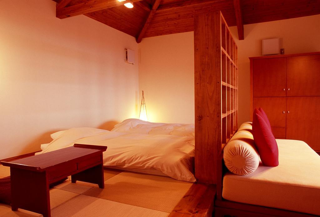 Ishiyama Rikyu Gosoku No Kutsu Hotel อามาคุสะ ภายนอก รูปภาพ