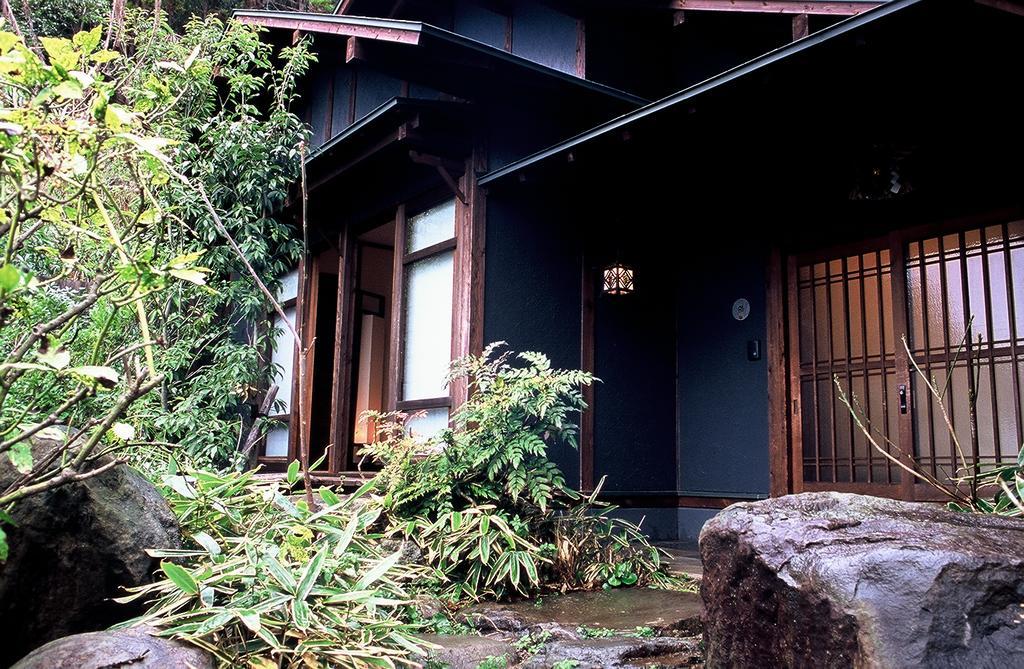Ishiyama Rikyu Gosoku No Kutsu Hotel อามาคุสะ ภายนอก รูปภาพ